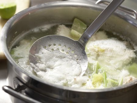 Fischfond Zubereitung Schritt 6 Fischfond Zubereitung Schritt 6