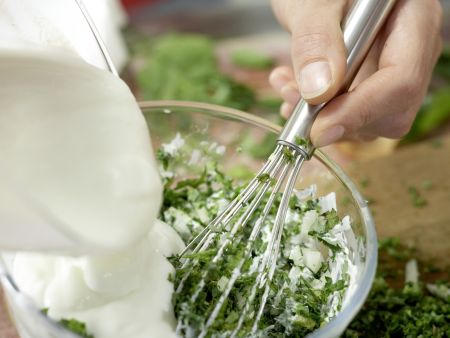 Frankfurter Grüne Sauce – smarter Zubereitung Schritt 5 Frankfurter Grüne Sauce – smarter Zubereitung Schritt 5