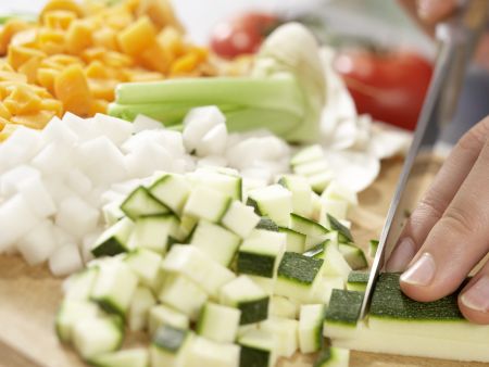 Französische Gemüsesuppe Zubereitung Schritt 2 Französische Gemüsesuppe Zubereitung Schritt 2