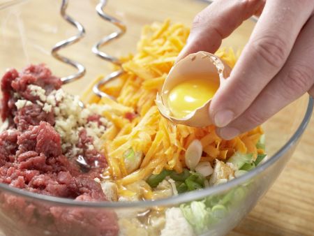 Frikadellen mit Gemüserahm Zubereitung Schritt 4 Frikadellen mit Gemüserahm Zubereitung Schritt 4