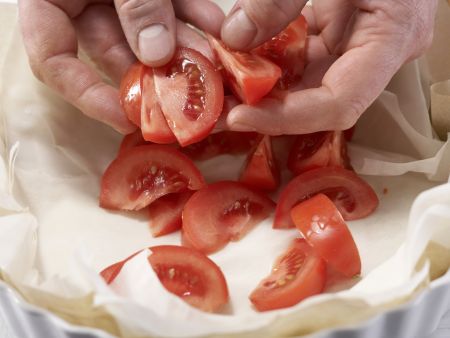 Frischkäse-Tomaten-Tarte Zubereitung Schritt 2 Frischkäse-Tomaten-Tarte Zubereitung Schritt 2
