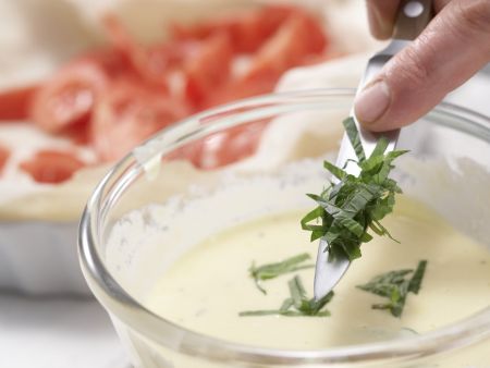 Frischkäse-Tomaten-Tarte Zubereitung Schritt 4 Frischkäse-Tomaten-Tarte Zubereitung Schritt 4