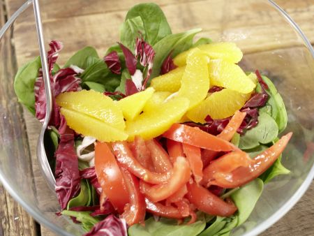 Frischkäsebällchen auf Salat Zubereitung Schritt 5 Frischkäsebällchen auf Salat Zubereitung Schritt 5