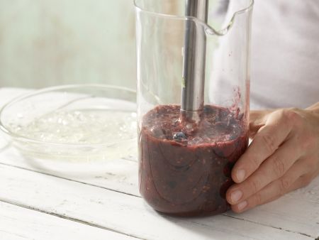 Fruchtfüllung für Biskuit Zubereitung Schritt 2 Fruchtfüllung für Biskuit Zubereitung Schritt 2