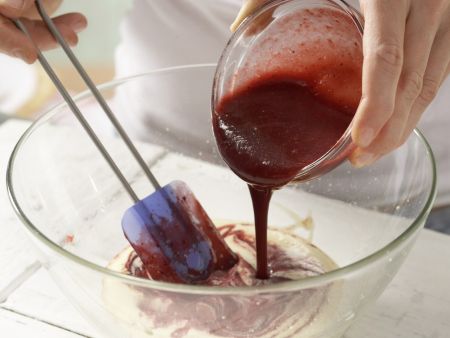 Fruchtfüllung für Biskuit Zubereitung Schritt 3 Fruchtfüllung für Biskuit Zubereitung Schritt 3