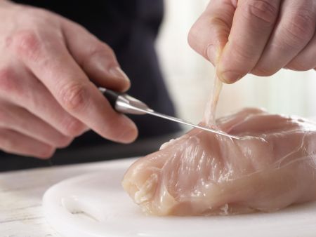 Fruchtig gefüllte Hähnchenbrust Zubereitung Schritt 3 Fruchtig gefüllte Hähnchenbrust Zubereitung Schritt 3