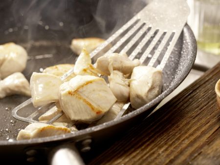 Fruchtige Hähnchenspieße Zubereitung Schritt 2 Fruchtige Hähnchenspieße Zubereitung Schritt 2