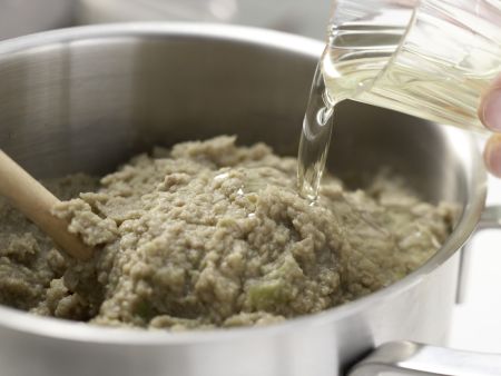 Fruchtiger Rosenkohl-Rindfleisch-Brei Zubereitung Schritt 6 Fruchtiger Rosenkohl-Rindfleisch-Brei Zubereitung Schritt 6
