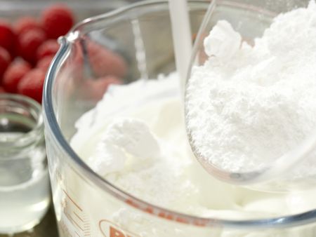 Fruchtiges Joghurteis Zubereitung Schritt 1 Fruchtiges Joghurteis Zubereitung Schritt 1