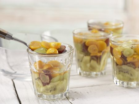 Früchtegelee "Aquarium" Zubereitung Schritt 9 Früchtegelee "Aquarium" Zubereitung Schritt 9