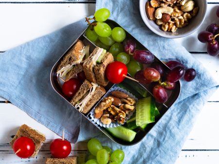 Frühstücks-Bento mit Brotspießen