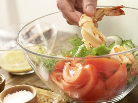 Garnelen-Gemüse-Salat Zubereitung Schritt 11 Garnelen-Gemüse-Salat Zubereitung Schritt 11