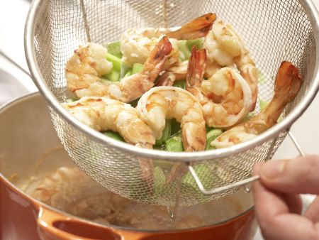 Garnelen-Gemüse-Salat Zubereitung Schritt 6 Garnelen-Gemüse-Salat Zubereitung Schritt 6