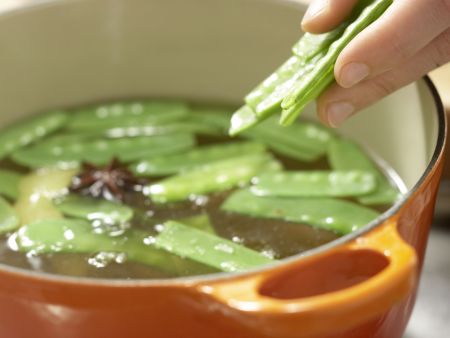 Garnelen-Nudel-Suppe Zubereitung Schritt 8 Garnelen-Nudel-Suppe Zubereitung Schritt 8