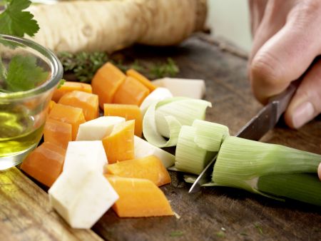 Gebratene gebeizte Lachsfilets Zubereitung Schritt 5 Gebratene gebeizte Lachsfilets Zubereitung Schritt 5