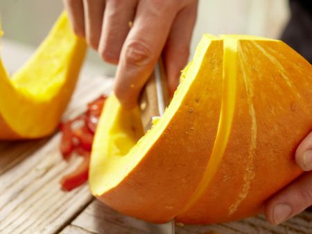 Gebratene Kürbisspalten Zubereitung Schritt 5 Gebratene Kürbisspalten Zubereitung Schritt 5