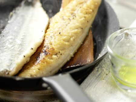 Gebratene Makrelenfilets Zubereitung Schritt 7 Gebratene Makrelenfilets Zubereitung Schritt 7