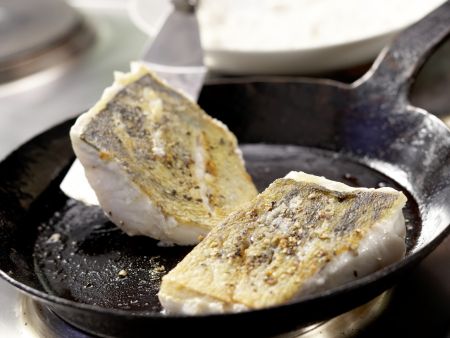 Gebratene Zanderfilets Zubereitung Schritt 7 Gebratene Zanderfilets Zubereitung Schritt 7