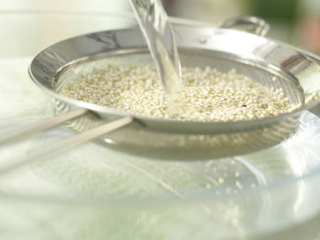 Gebratener Quinoa Zubereitung Schritt 1 Gebratener Quinoa Zubereitung Schritt 1