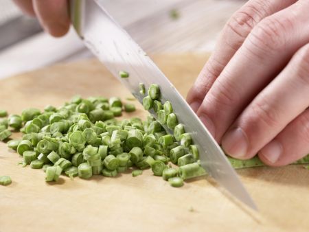 Gedämpfte Thai-Fischbällchen Zubereitung Schritt 6 Gedämpfte Thai-Fischbällchen Zubereitung Schritt 6