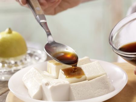 Gedämpfter Seidentofu Zubereitung Schritt 2 Gedämpfter Seidentofu Zubereitung Schritt 2