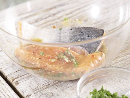 Gedämpftes Lachsfilet Zubereitung Schritt 6 Gedämpftes Lachsfilet Zubereitung Schritt 6