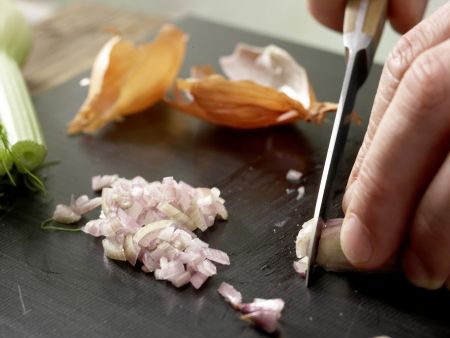 Gedünstetes Fischfilet Zubereitung Schritt 1 Gedünstetes Fischfilet Zubereitung Schritt 1