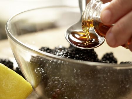 Geeiste Kefirsuppe Zubereitung Schritt 1 Geeiste Kefirsuppe Zubereitung Schritt 1