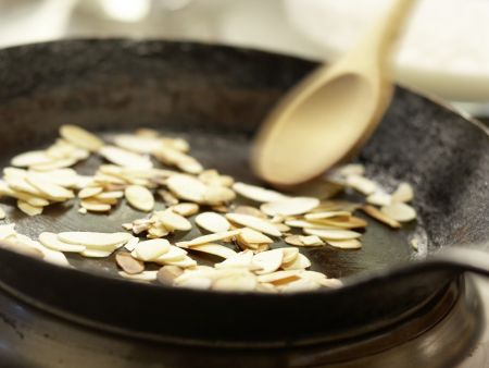 Geeiste Kefirsuppe Zubereitung Schritt 2 Geeiste Kefirsuppe Zubereitung Schritt 2