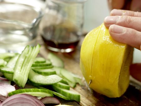 Gefüllte Hähnchenflügel Zubereitung Schritt 7 Gefüllte Hähnchenflügel Zubereitung Schritt 7