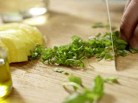 Gefüllte Kalbsschnitzel Zubereitung Schritt 2 Gefüllte Kalbsschnitzel Zubereitung Schritt 2