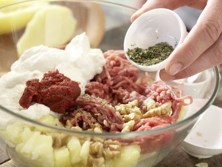 Gefüllte Kartoffeln vom Blech Zubereitung Schritt 4 Gefüllte Kartoffeln vom Blech Zubereitung Schritt 4
