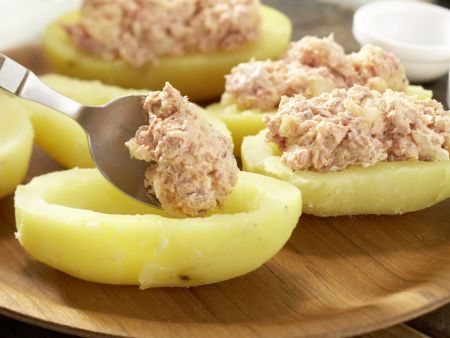 Gefüllte Kartoffeln vom Blech Zubereitung Schritt 5 Gefüllte Kartoffeln vom Blech Zubereitung Schritt 5