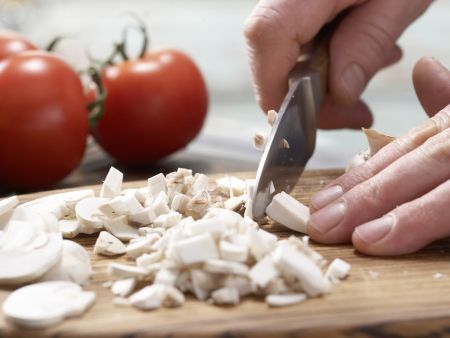 Gefüllte Lachsforelle Zubereitung Schritt 3 Gefüllte Lachsforelle Zubereitung Schritt 3
