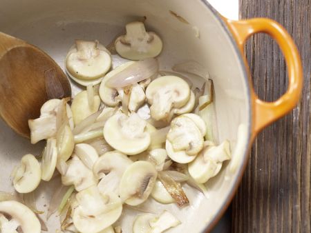 Gefüllte Lachsforelle Zubereitung Schritt 5 Gefüllte Lachsforelle Zubereitung Schritt 5