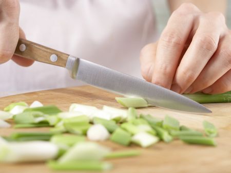Gefüllte Ofenkartoffeln Zubereitung Schritt 2 Gefüllte Ofenkartoffeln Zubereitung Schritt 2