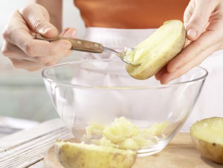Gefüllte Ofenkartoffeln Zubereitung Schritt 5 Gefüllte Ofenkartoffeln Zubereitung Schritt 5