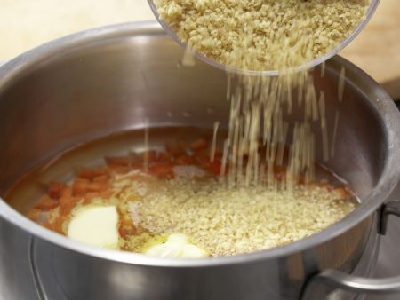 Gefüllte Putenröllchen in Tomatensauce Zubereitung Schritt 10 Gefüllte Putenröllchen in Tomatensauce Zubereitung Schritt 10