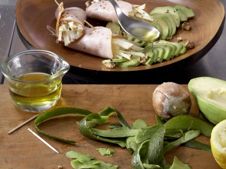 Gefüllte Putenröllchen Zubereitung Schritt 6 Gefüllte Putenröllchen Zubereitung Schritt 6