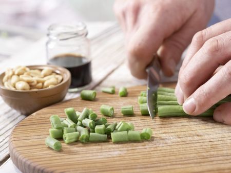 Gefüllte Salatblätter Zubereitung Schritt 2 Gefüllte Salatblätter Zubereitung Schritt 2