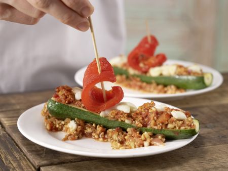 Gefüllte Zucchini mit Soja Zubereitung Schritt 10 Gefüllte Zucchini mit Soja Zubereitung Schritt 10