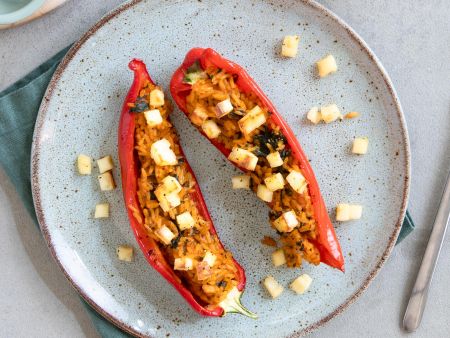 Mit Butter Chicken gefüllte Paprikaschoten