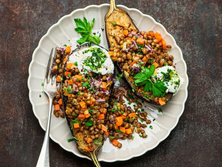 Gegrillte Aubergine mit Linsen und Joghurt
