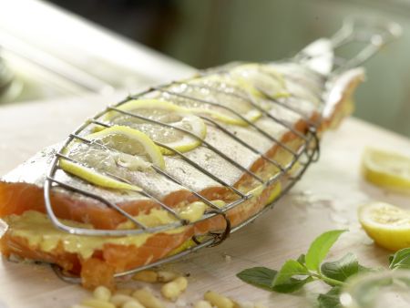 Gegrillte Lachsforelle Zubereitung Schritt 5 Gegrillte Lachsforelle Zubereitung Schritt 5