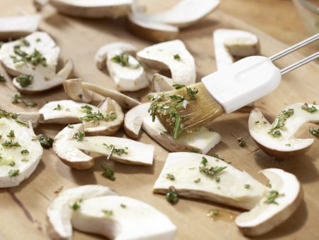 Gegrillte Steinpilze Zubereitung Schritt 5 Gegrillte Steinpilze Zubereitung Schritt 5