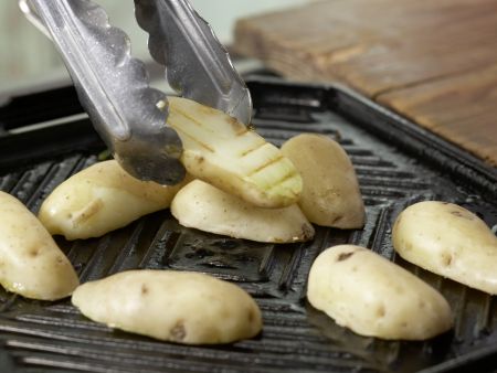 Gegrillte Zucchini und Kartoffeln Zubereitung Schritt 6 Gegrillte Zucchini und Kartoffeln Zubereitung Schritt 6