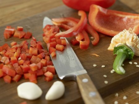 Gegrillte Zucchini mit Topping Zubereitung Schritt 4 Gegrillte Zucchini mit Topping Zubereitung Schritt 4