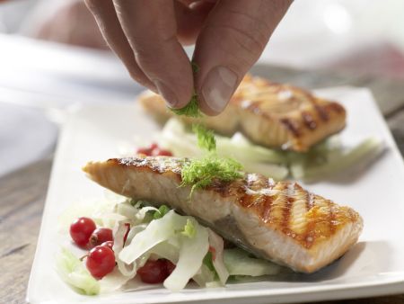 Gegrillter Lachs mit Fenchel Zubereitung Schritt 8 Gegrillter Lachs mit Fenchel Zubereitung Schritt 8