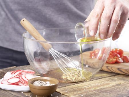 Gegrillter Lachs auf Salat Zubereitung Schritt 5 Gegrillter Lachs auf Salat Zubereitung Schritt 5