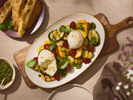 Gegrilltes Zucchini- und Tomatengemüse Rezept